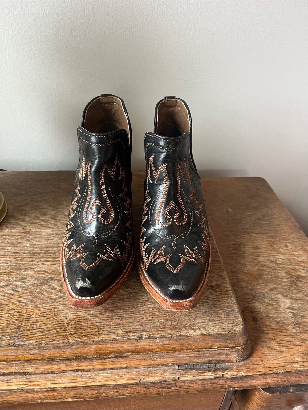 Ariat Dixon boots